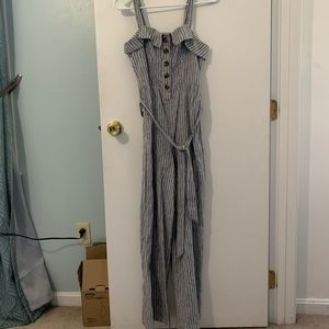 American eagle jumpsuit
